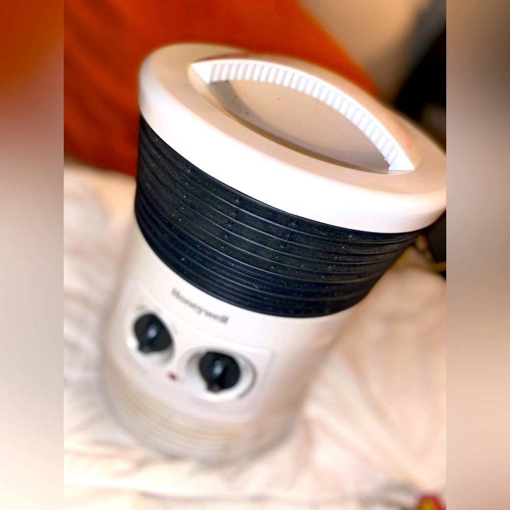 Honeywell (Model HHF360 Series) Portable 360 Heater